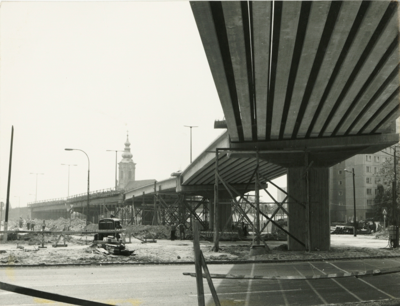 Az Árpád híd bővítése