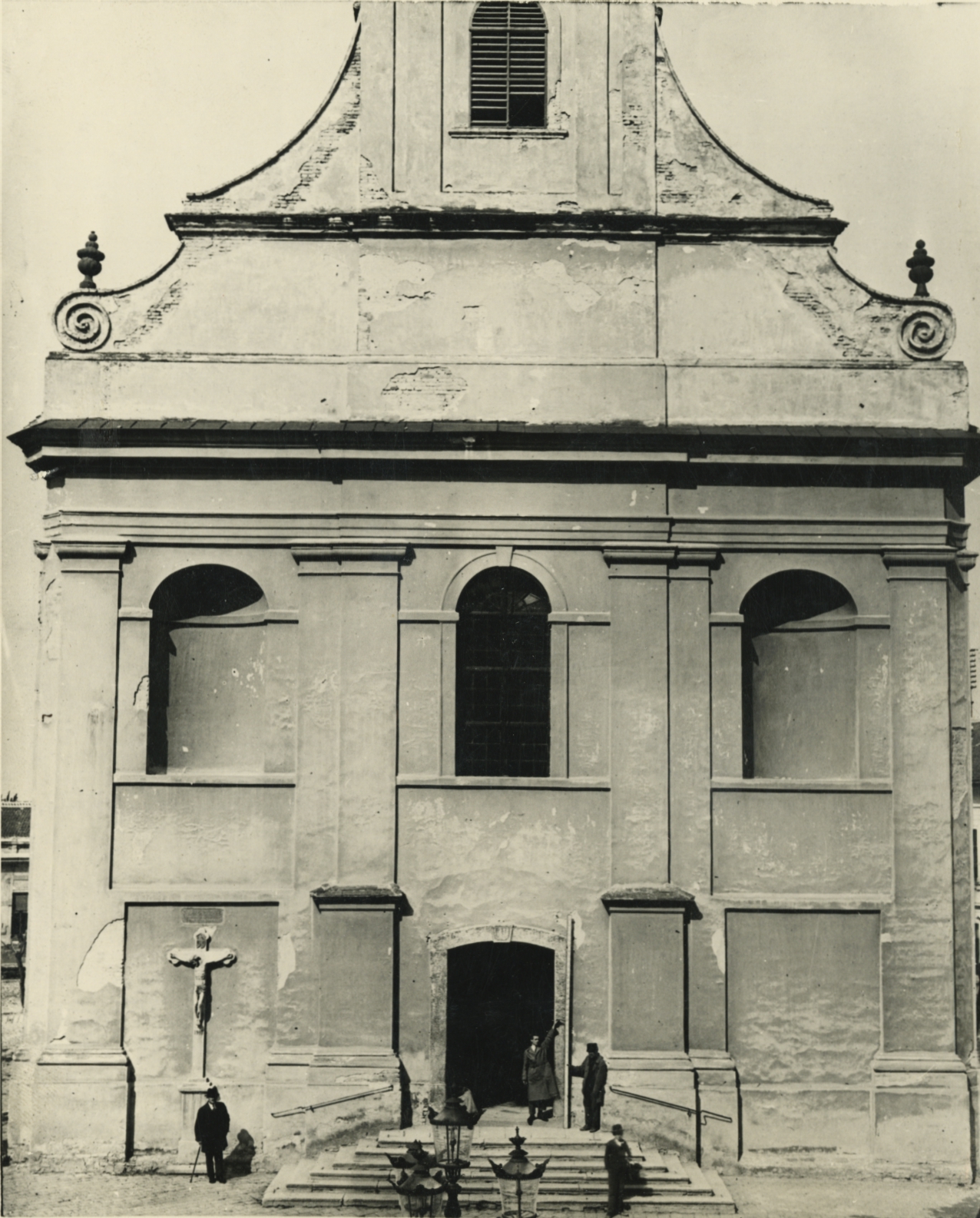 A bajai belvárosi templom az átalakítás előtt 1925-ben