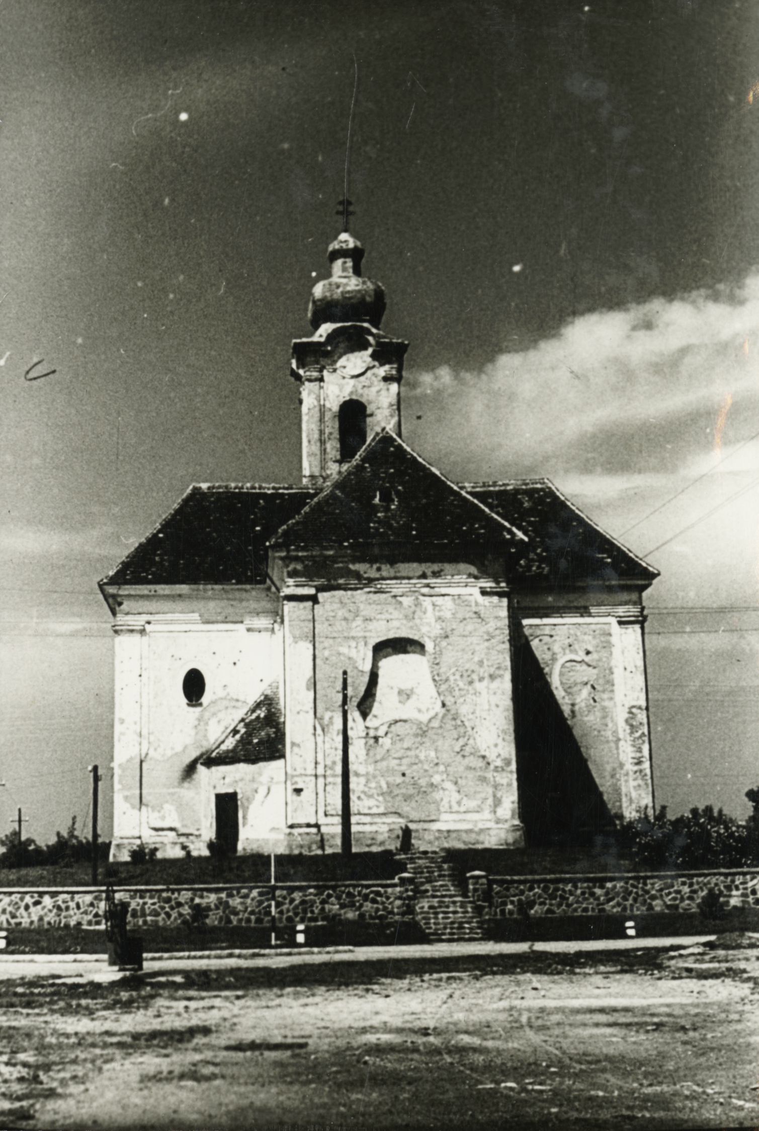 Balatonkeresztúri Szent Kereszt felmagasztalása római katolikus templom