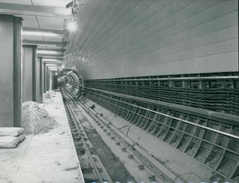 A 3-as metró Nyugati téri megállójának építése