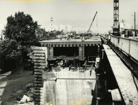 Az Árpád híd bővítése