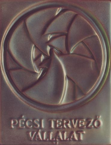 Pécsi Tervező Vállalat, bronztábla
