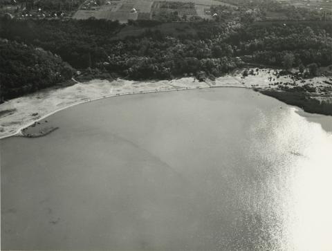 A balatonakarattyai Bercsényi strand látképe