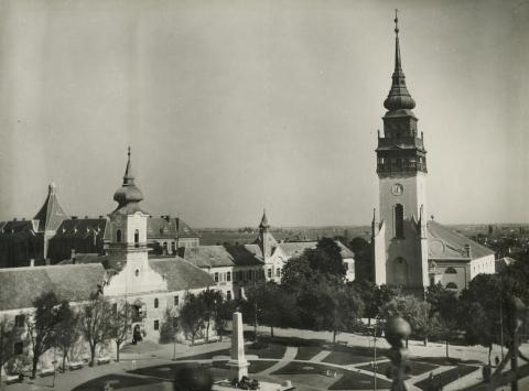 A nagykőrösi református templom és a tanácsház